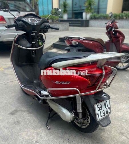 Honda Lead Fi  9 chủ ký giấy em rin lợi xăng