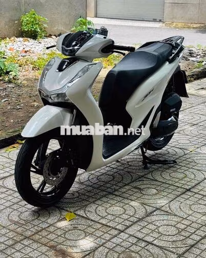 Honda SH 125i sx cuoi 2022 Trắng đen 9 chủ
