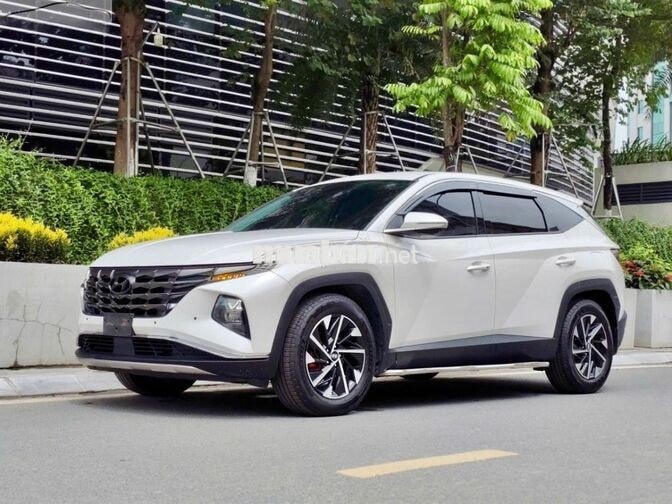 Hyundai Tucson 2022 2.0 AT CRDi Đặc biệt Trắng