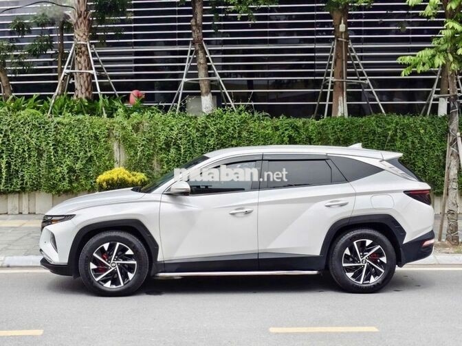 Hyundai Tucson 2022 2.0 AT CRDi Đặc biệt Trắng