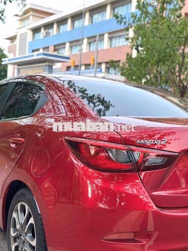 Cần bán Mazda2 2015