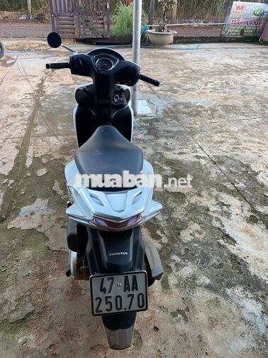Honda Vision Trắng Mới