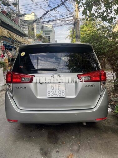Toyota Innova 2017 Bạc 7 chỗ