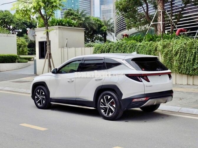 Hyundai Tucson 2022 2.0 AT CRDi Đặc biệt Trắng