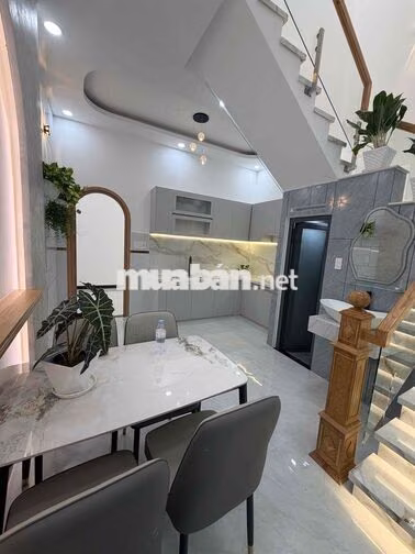 Bán nhà HXH Gò Xoài Bình Tân 2 tầng dt 4x12m, 3p 3tolet  Giáp Tân Phú