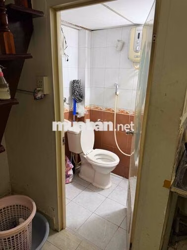 Cho thuê nhà ĐẸP Gần 50m2 MẶT TIỀN VỪA Ở VỪA KD CHỢ TRẦN HỮU TRANG