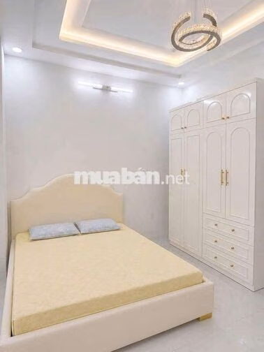 Nhà Full Nội Thất 1 Trệt 3 Lầu 4PN 5x15m Hẻm KDC Nam Long Quận 7