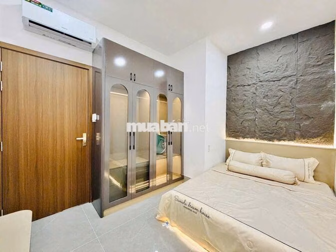 Nhà gần ngã tư ga Q12 1 lầu 2pn hẻm xe hơi