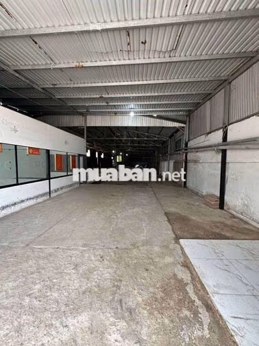 xưởng 700m giá 35 triệu Trung Mỹ Tây Q12 TP HCM