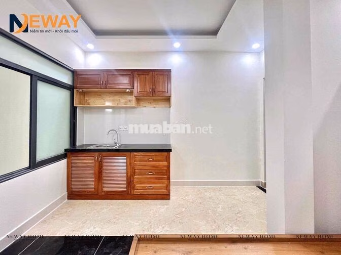 Cho thuê phòng studio cửa sổ hành lang, Mới 100%, 10 phút tới VLU
