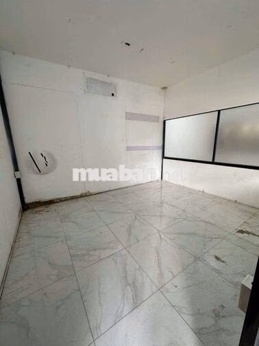 xưởng 700m giá 35 triệu Trung Mỹ Tây Q12 TP HCM