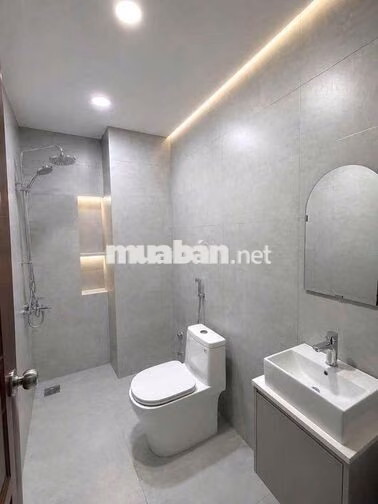 Nhà Full Nội Thất 1 Trệt 3 Lầu 4PN 5x15m Hẻm KDC Nam Long Quận 7