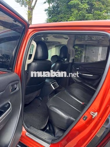 Mitsubishi Triton 4*4 bản full số tự động