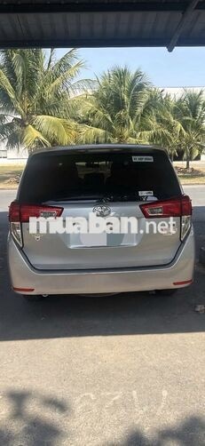Toyota Innova 2017 Bạc 200,000km