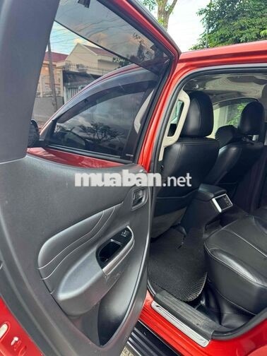 Mitsubishi Triton 4*4 bản full số tự động