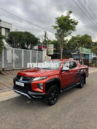 Mitsubishi Triton 4*4 bản full số tự động
