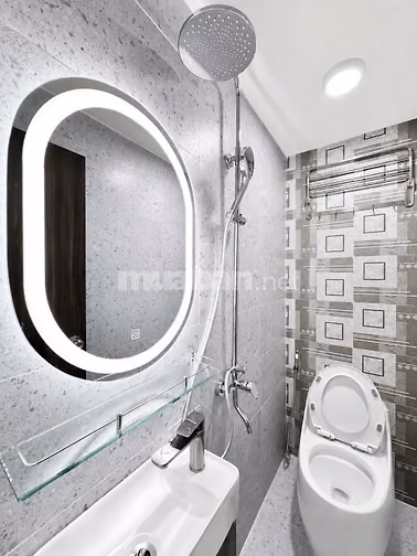 BÁN GẤP - HẺM XE HƠI - 5 TỶ 130 Đ.Phan Xích Long, Phú Nhuận - DT 35m2