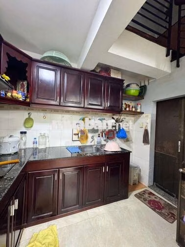 CHO THUÊ NHÀ NC GẦN CHỢ TÂN HƯƠNG - 13TRIEU - 3PN - HẺM 8M