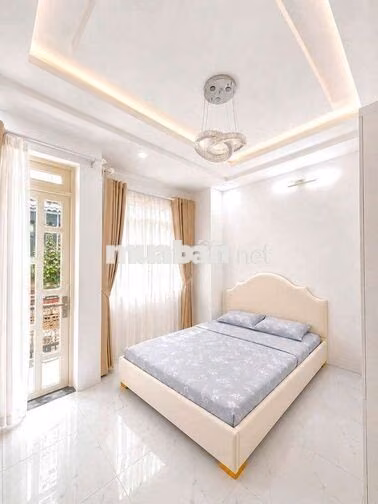 Nhà Full Nội Thất 1 Trệt 3 Lầu 4PN 5x15m Hẻm KDC Nam Long Quận 7