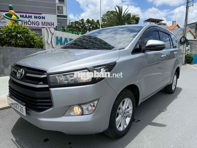 Toyota Innova cuối 2017 model 2018 xe đẹp căng