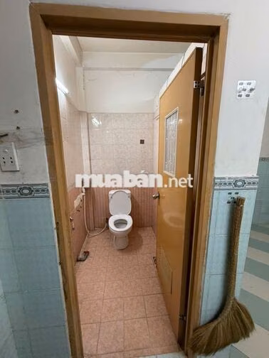Cho thuê nhà mặt tiền NGUYỄN QUYỀN DT 3.6x17, 4 lầu 7 phòng 3 wc