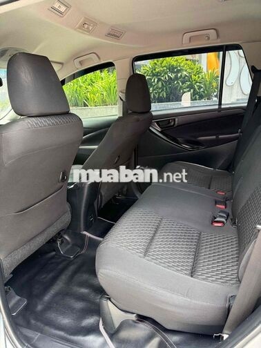 Toyota Innova cuối 2017 model 2018 xe đẹp căng