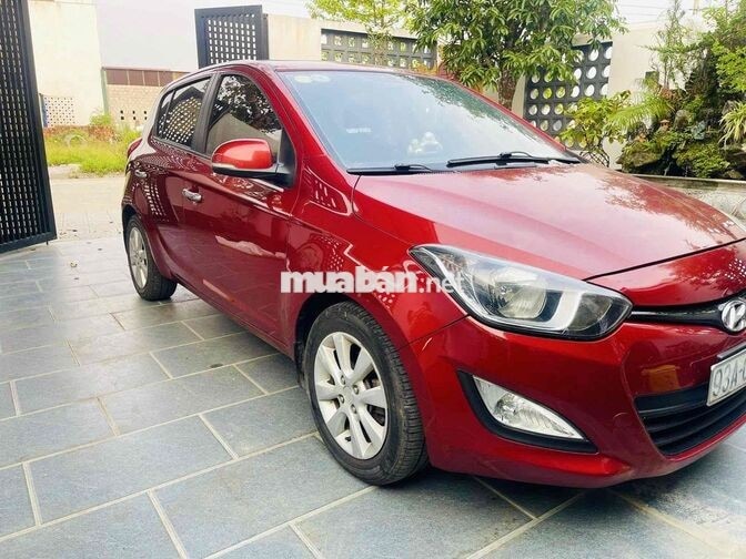 Hyundai i20 std 2013 Đỏ