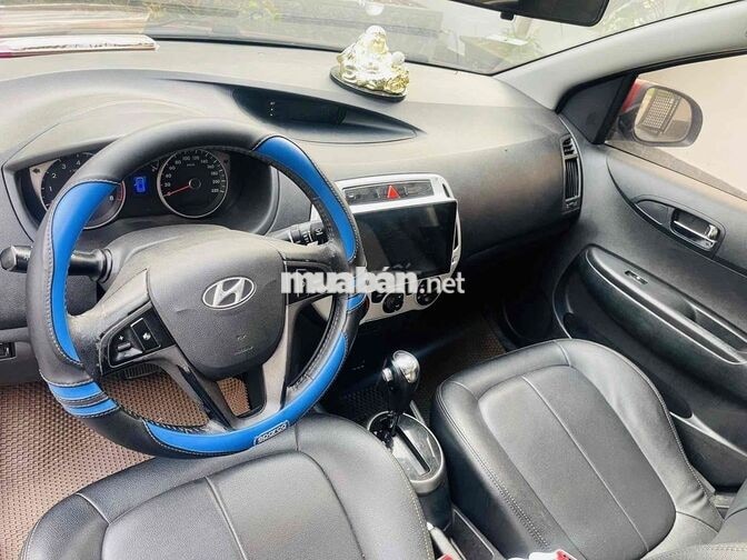 Hyundai i20 std 2013 Đỏ