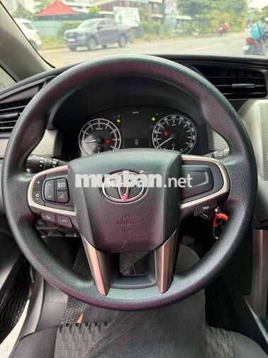 Toyota Innova cuối 2017 model 2018 xe đẹp căng