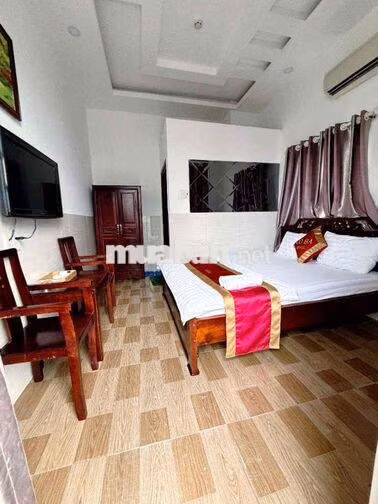 SANG KHÁCH SẠN 24 PHÒNG – VỐN VÀO THẤP, NHẬN KHAI THÁC NGAY  • Mặt tiề