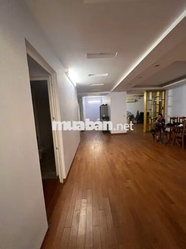 Cho thuê chung cư căn góc Khu đô thị Văn Khê