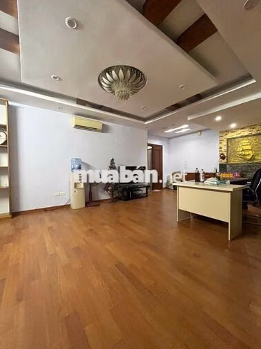 Cho thuê chung cư căn góc Khu đô thị Văn Khê