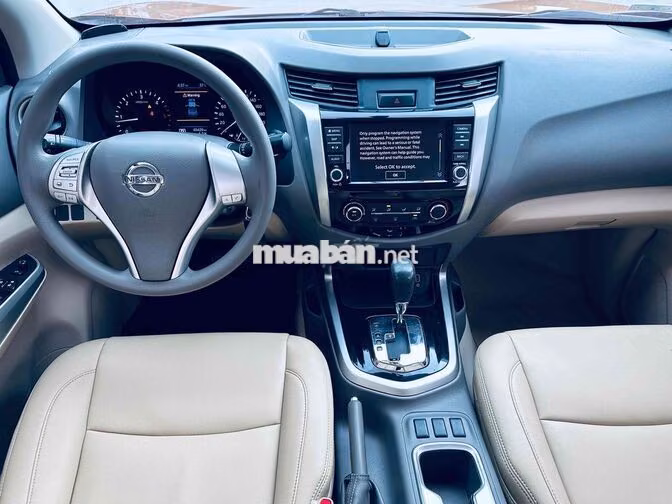 Nissan Navara EL Premium Z 2.5AT Cam 80000 km