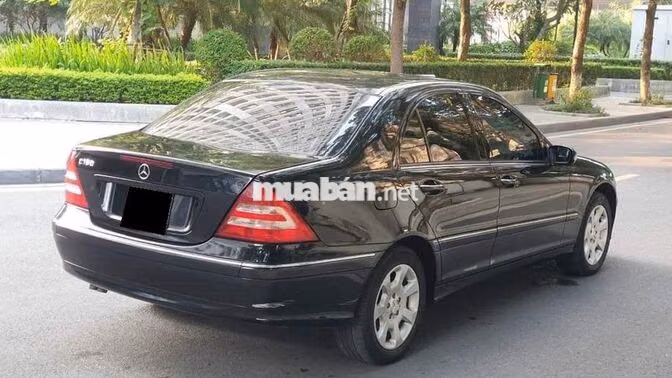 Mercedes C180 2005 Đen 113.000 km