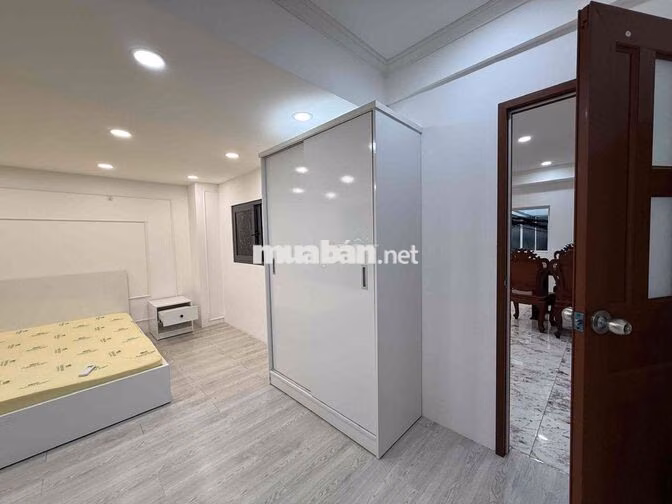 CHO THUÊ NHÀ NGUYÊN CĂN 2PN 1 TRỆT 1 LẦU NGAY CẦU TÂN THUẬN SÁT QUẬN 4