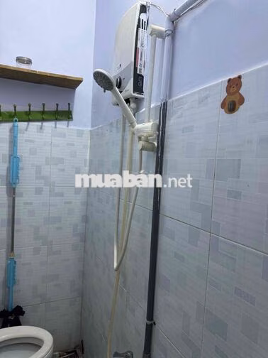 Cho thuê nhà hẻm số 8 đường Nguyễn Phúc Chu, đối die6n KCN Tân Bình