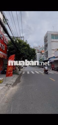Cho Thuê Nhà Nguyên Căn/MTKD 3PN 3WC, 4x18m, cách AEON Mall TP 300m