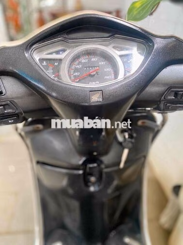 Honda Lead FI 2012 Kem