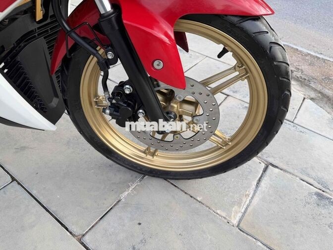 Siêu Phẩm Exciter 155  chạy chuẩn 1v5 lốp zin