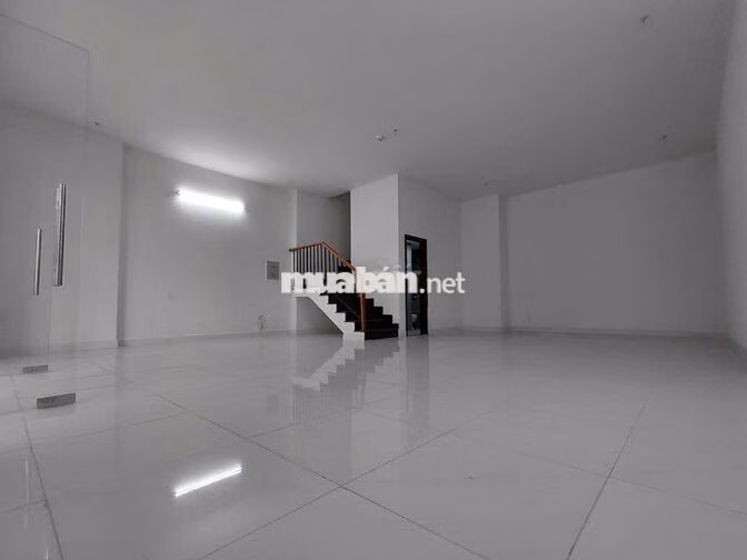 Cho thuê Shophouse Green River Dt151m2 giá 15tr 1 trệt 1 lầu có 2PN Q8