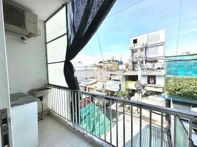 CĂN HỘ BẾP TÁCH BIỆT BAN CÔNG CỬA SỔ FULL NỘI THẤT QUANG TRUNG