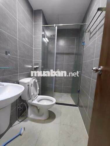 Cho thuê Shophouse Green River Dt151m2 giá 15tr 1 trệt 1 lầu có 2PN Q8