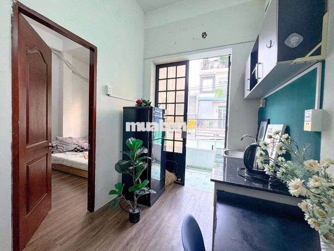 CĂN HỘ 2 PHÒNG NGỦ BAN CÔNG ĐẠI HỌC TÀI CHÍNH NGOẠI THƯƠNG TÂN BÌNH