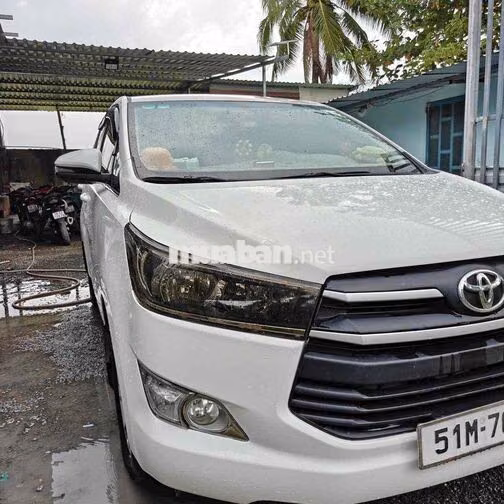 Toyota Innova 2018 Trắng