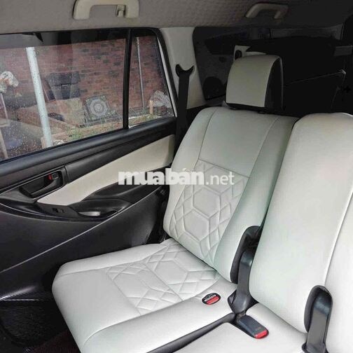 Toyota Innova 2018 Trắng