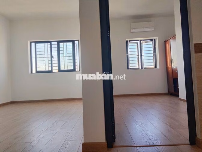 Bán chung cư gần 590 Mạng Tháng Tám, Quận 10