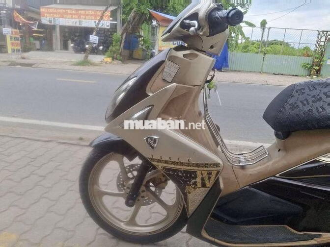 Yamaha Novo LX Vàng đồng