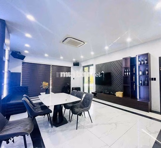 Cho Thuê Siêu Biệt Thự (hơn 1000m2) Full Nội Thất - Trảng Dài - 50tr