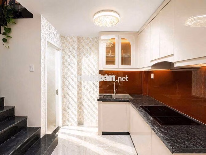 Nhanh Mới Còn - 30M2 Hùynh Văn Bánh - 3 tầng Hẻm xe hơi