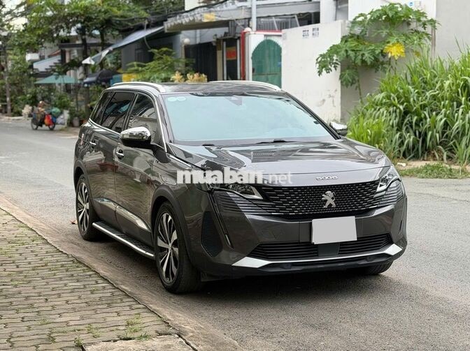Peugeot 5008 GT 1.6 AT 2023 Xám | 46,000 Km